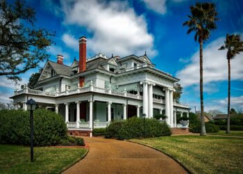 The Anatomy of an Exceptional Estate