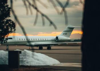The Billion-Dollar Business Nobody Talks About: Empty Legs